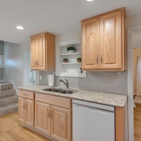 Amazing Lakefront Retreat On Long Lake! Home Portage Exterior foto
