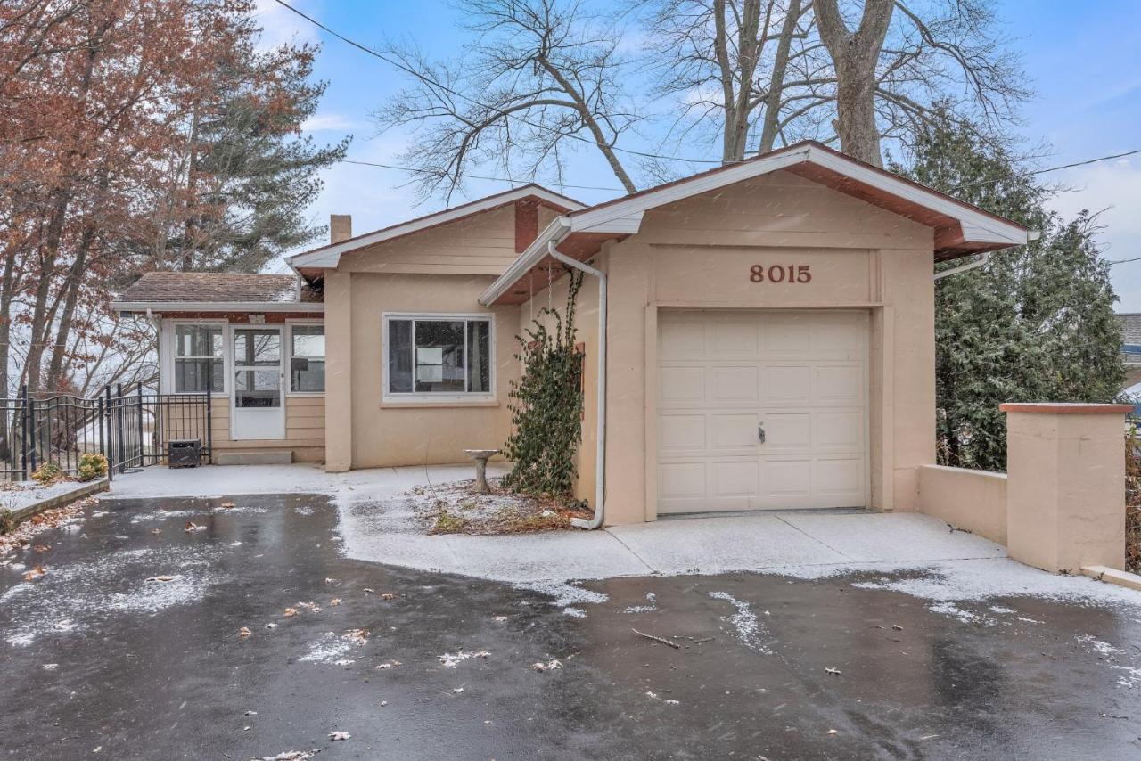 Amazing Lakefront Retreat On Long Lake! Home Portage Exterior foto