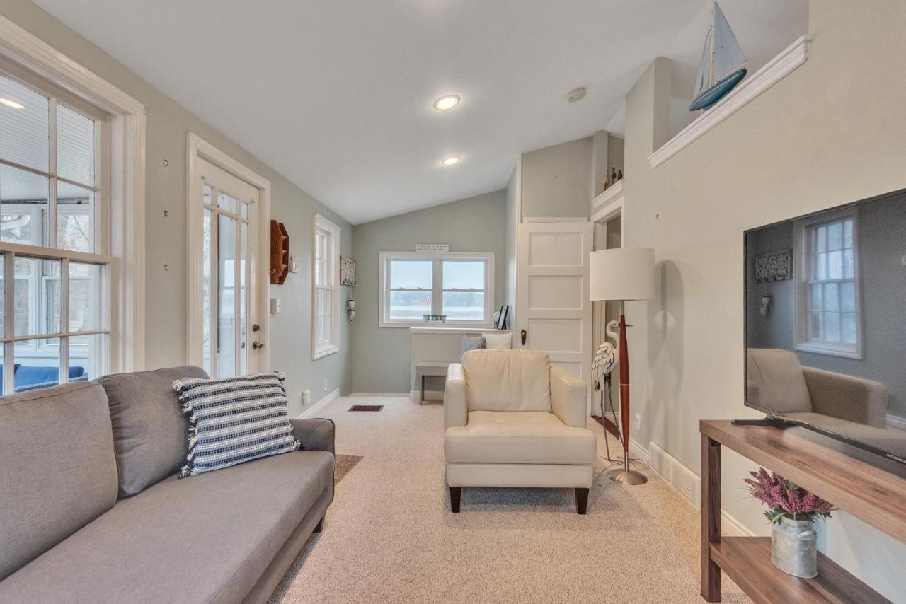Amazing Lakefront Retreat On Long Lake! Home Portage Exterior foto